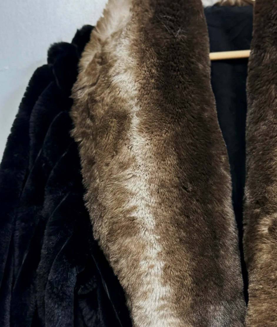 Chase Lifestyle Luxury Robe - Unisex